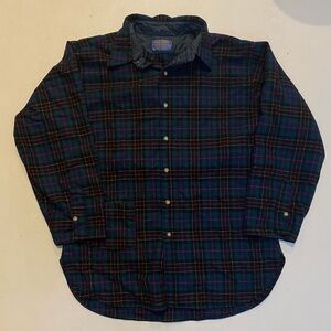 Men’s Vintage Pendleton Black Blue and Green Plaid Wool Shirt Made in USA
